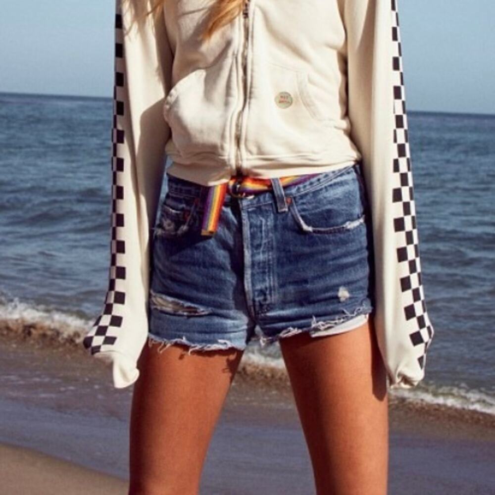 Re/Done x Solid & Striped Malibu Distressed Cut Off Denim Shorts Rip Size 28